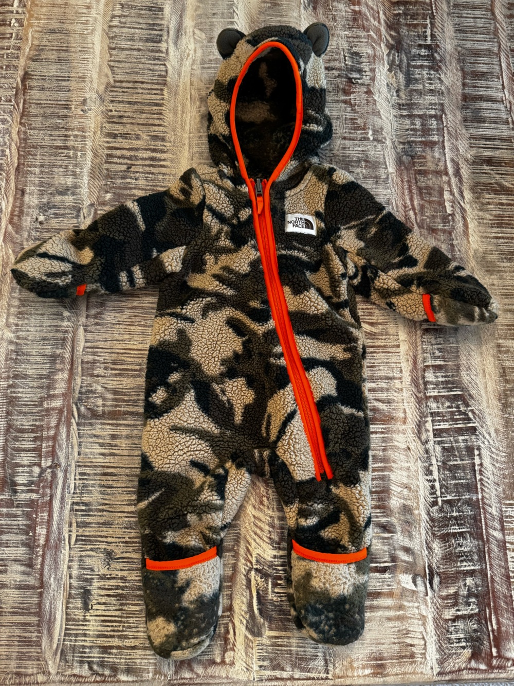 The North Face Kids Camo Fleece One-Piece Snowsuit 3-6 months